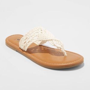 NWOT Shade and Shore macramé crochet sandals